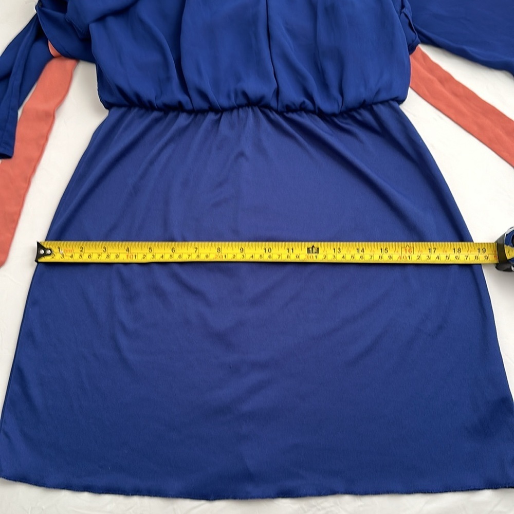 Francesca’s electric blue v-neck button front three quarter sleeve dress - Picture 6 of 12